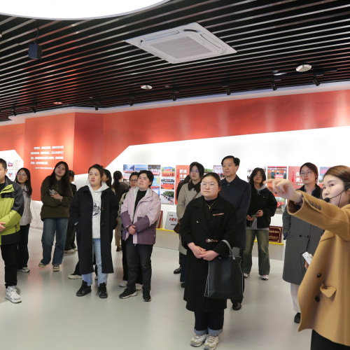 亳州路街道非公党建工作指导员一行参观华力企业党建文化展厅