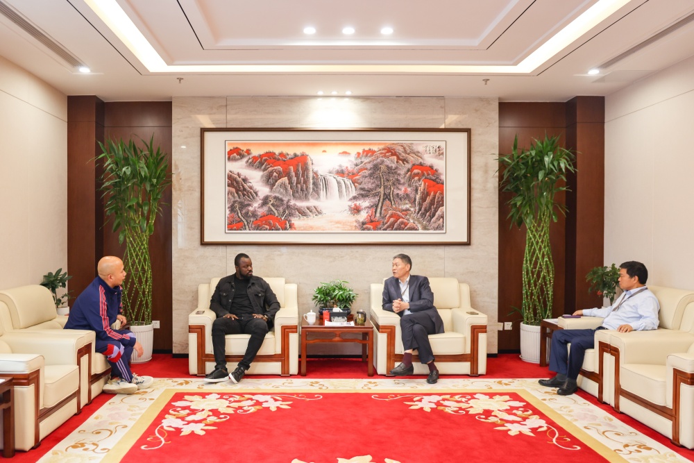 1760515135515646.jpg 5O3A8768.jpg